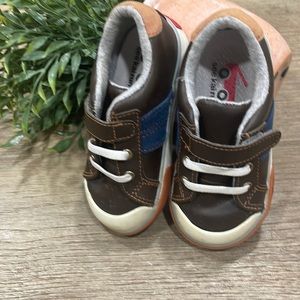 See Kai run sneakers